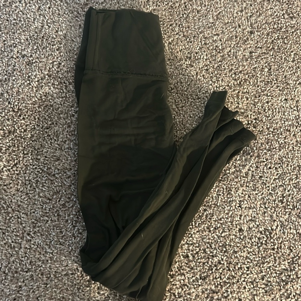 Lululemon align legging. Dark green, size 2